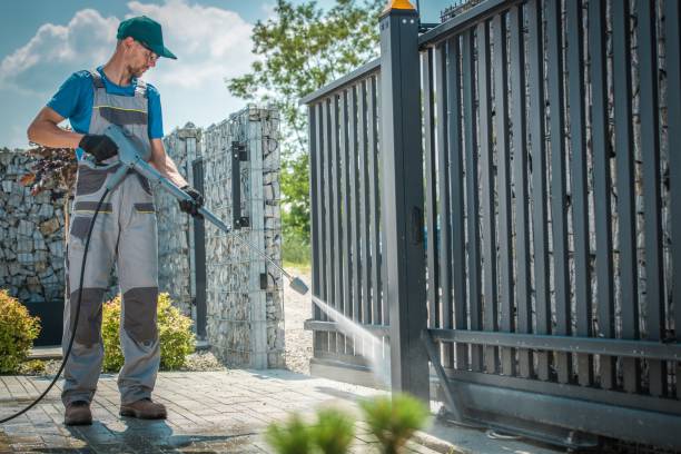 Best Pool Deck Cleaning  in Honeoye Falls, NY
